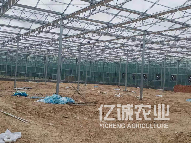 智能溫室大棚報價多少？智能玻璃溫室簡介及優(yōu)缺點